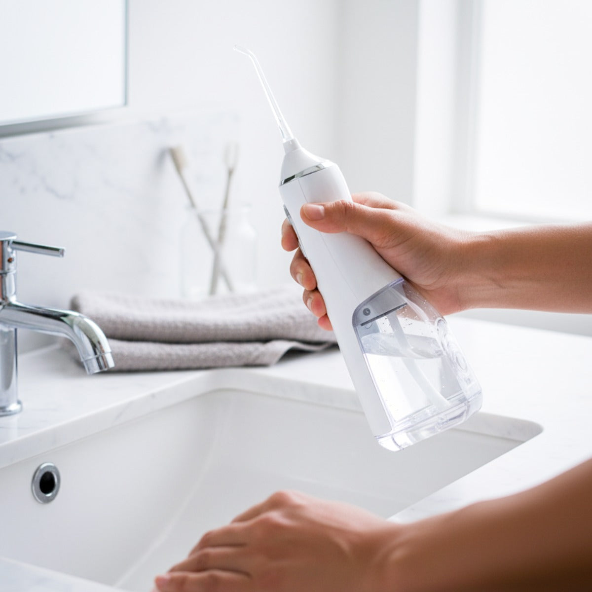 LUXE Water Flosser